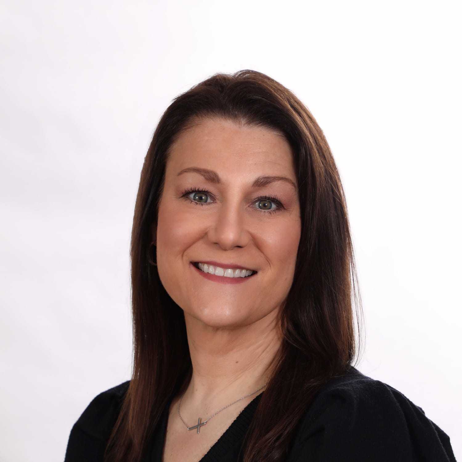 Portrait of Monica, a professional stylist at Fusion Salon Avalon, showcasing their expertise and style.